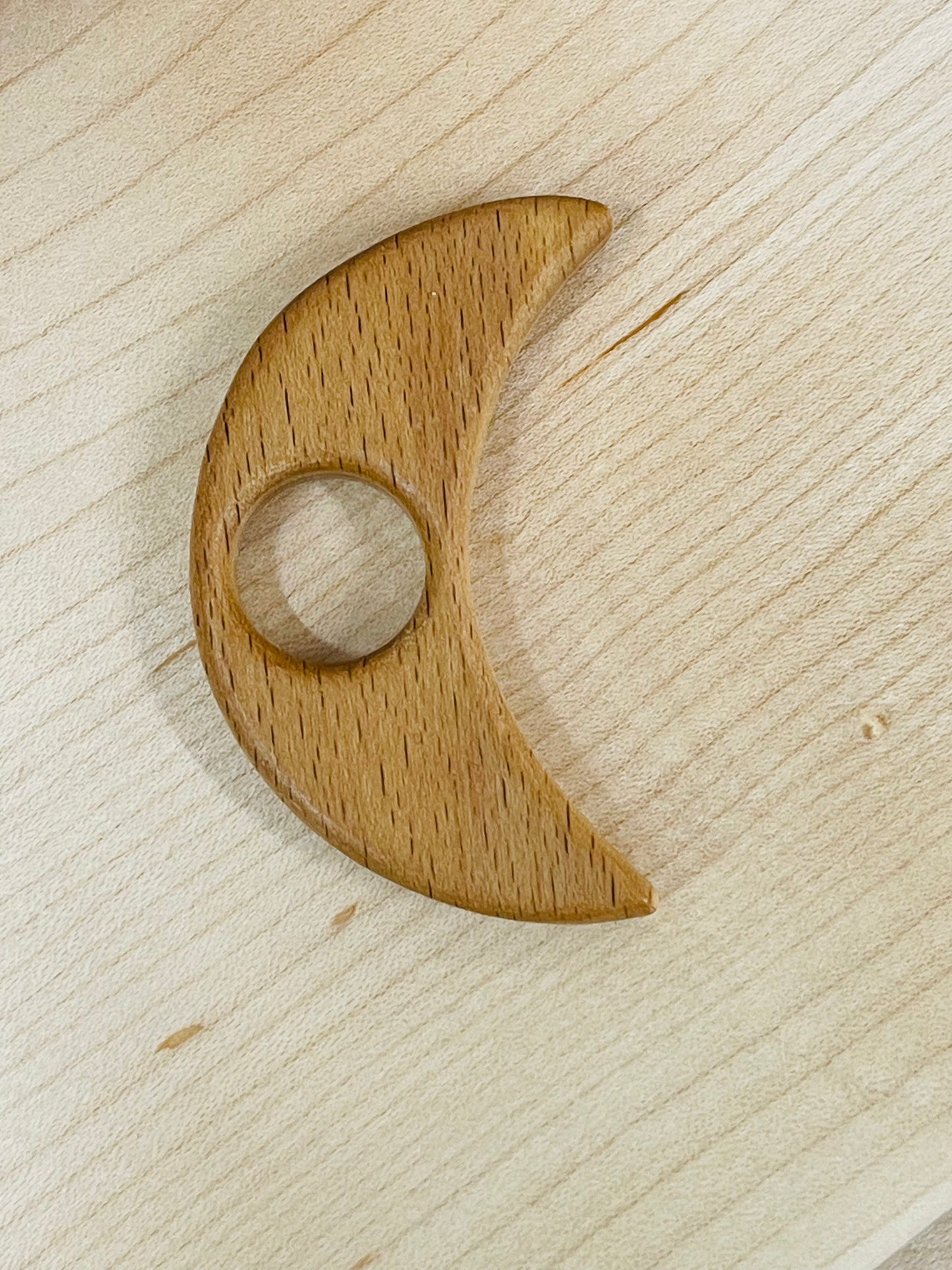 Beechwood Teether, Moon